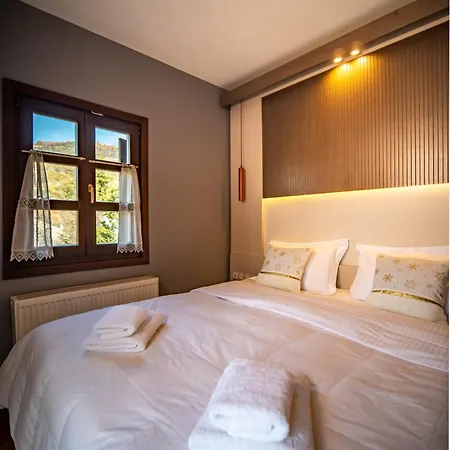 Erofili & Otel