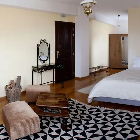 Otel Erofili & Portariá